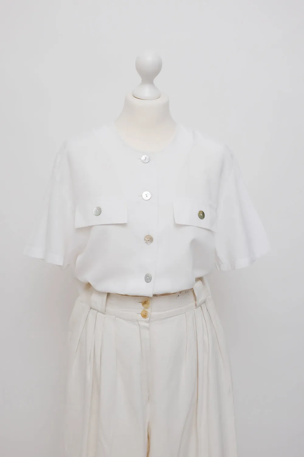 0055_CROP OVERSHIRT WITH MOTHER OF PEARL BUTTONS